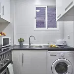 Bebarceloner Sants Apartments- 3 Bedroom